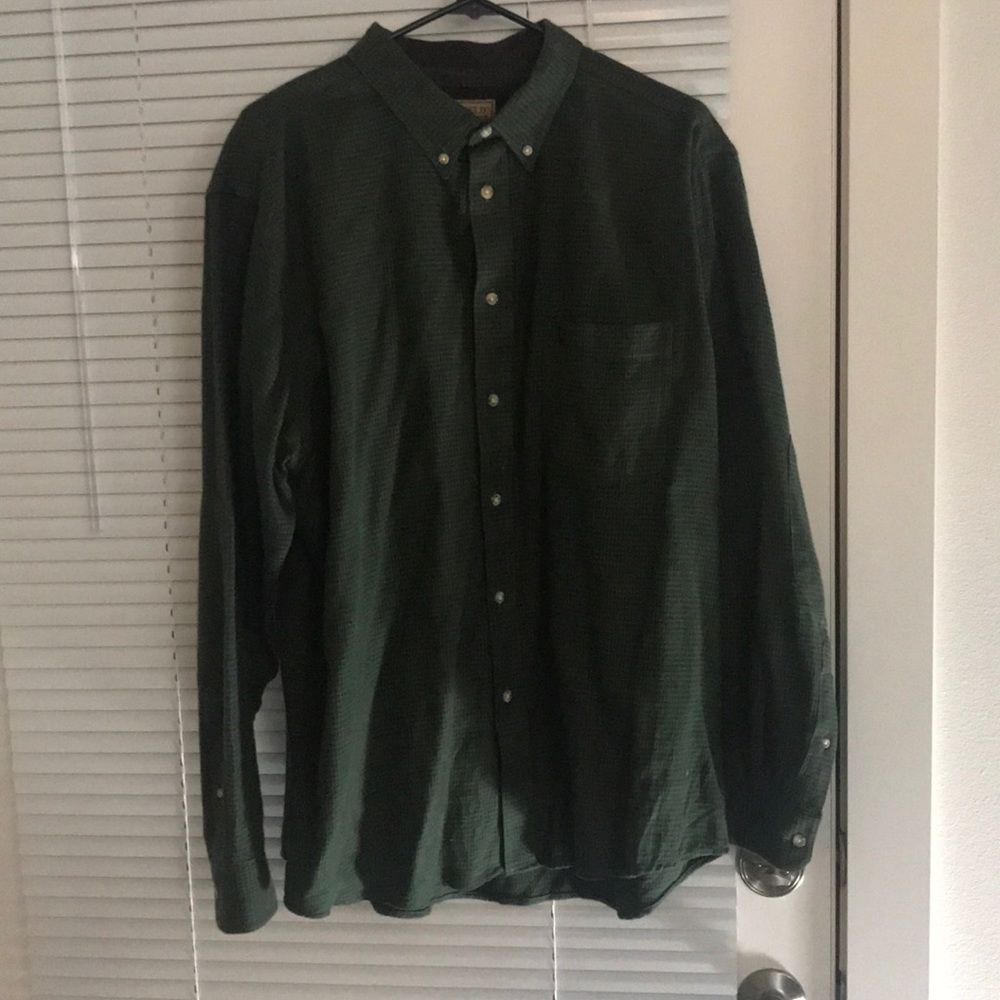 Green houndstooth flannel from England